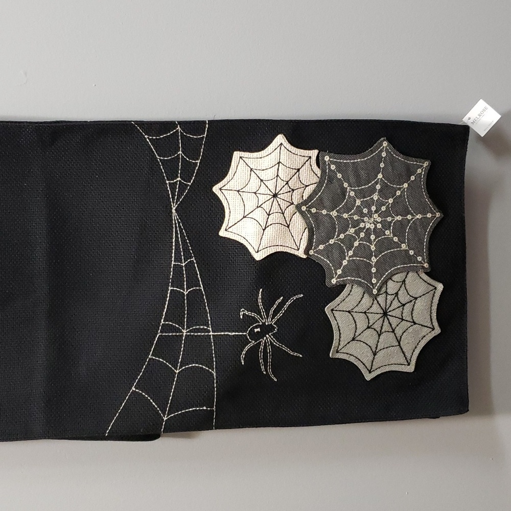 Melrose International NWT Black Table Runner with Appliqued Spider and Webs